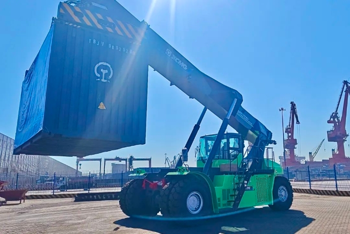 捷報不斷！徐工港機多區域定制化交付助力首季“開門紅”