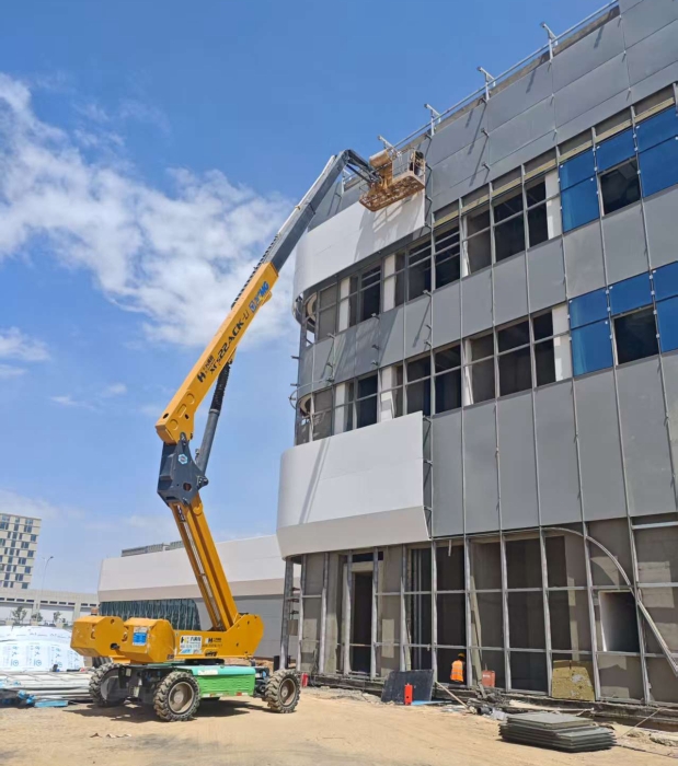 智穩高效！徐工XGS22ACK-Li，蘭州機場上的綠色高效引擎