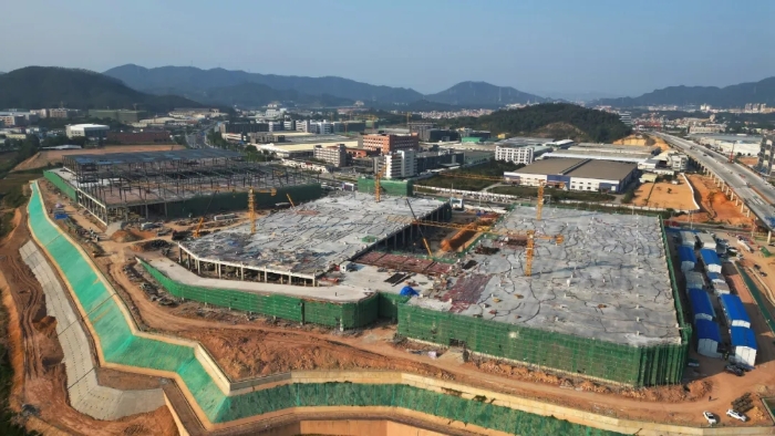 超級訂單“派送” |  徐工群塔助建京東智能電商產業園