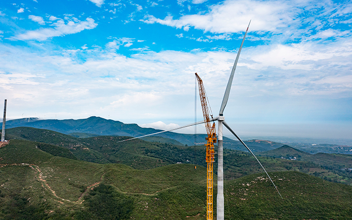 四冠王者 | 徐工XGL3300-220S風(fēng)電動(dòng)臂塔機(jī)再顯神威！