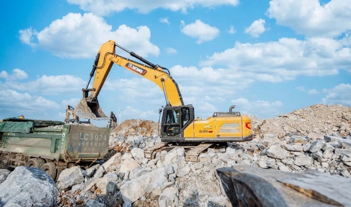 徐工XE380G PRO：掘金王者，超能裝！