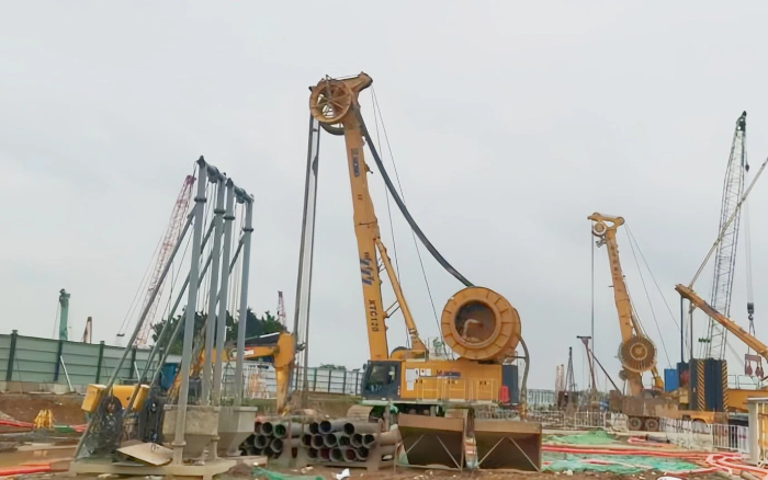 徐工 XTC120 雙輪銑，攻克機場隧道復雜地質！