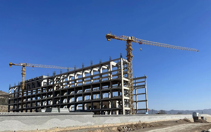 助力雙碳  徐工塔機賦能低熱值煤發電項目