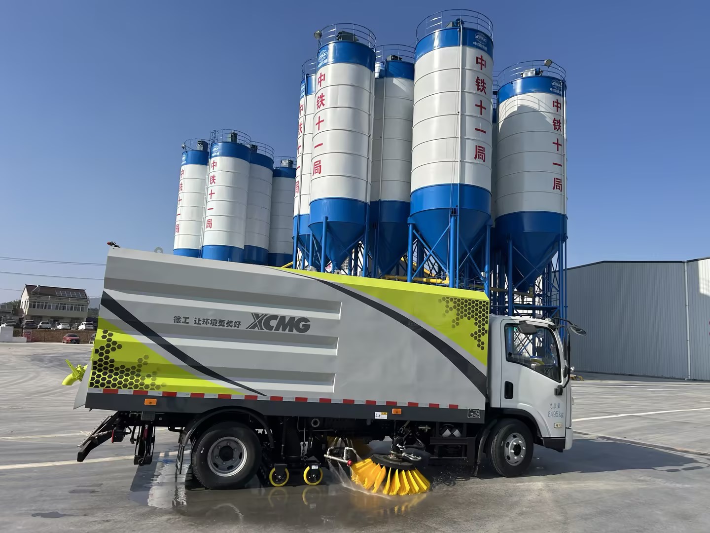 徐工8噸洗掃車“上崗”，助力合肥環境更美好