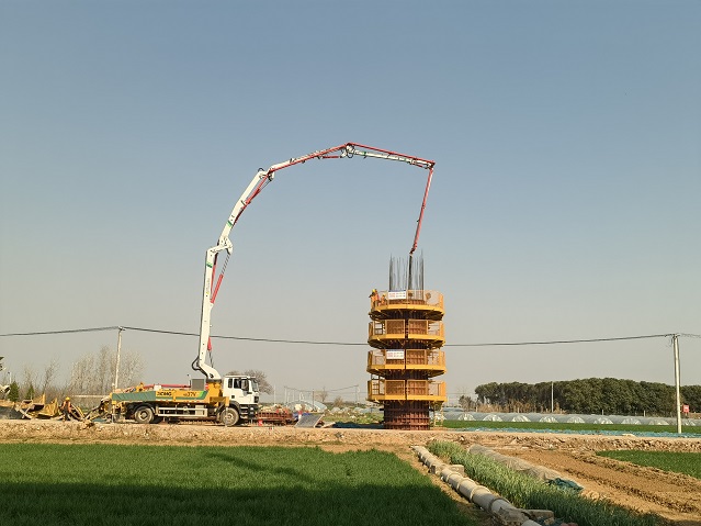 高效澆筑獲好評！徐工HB37V泵車助力焦平鐵路建設 