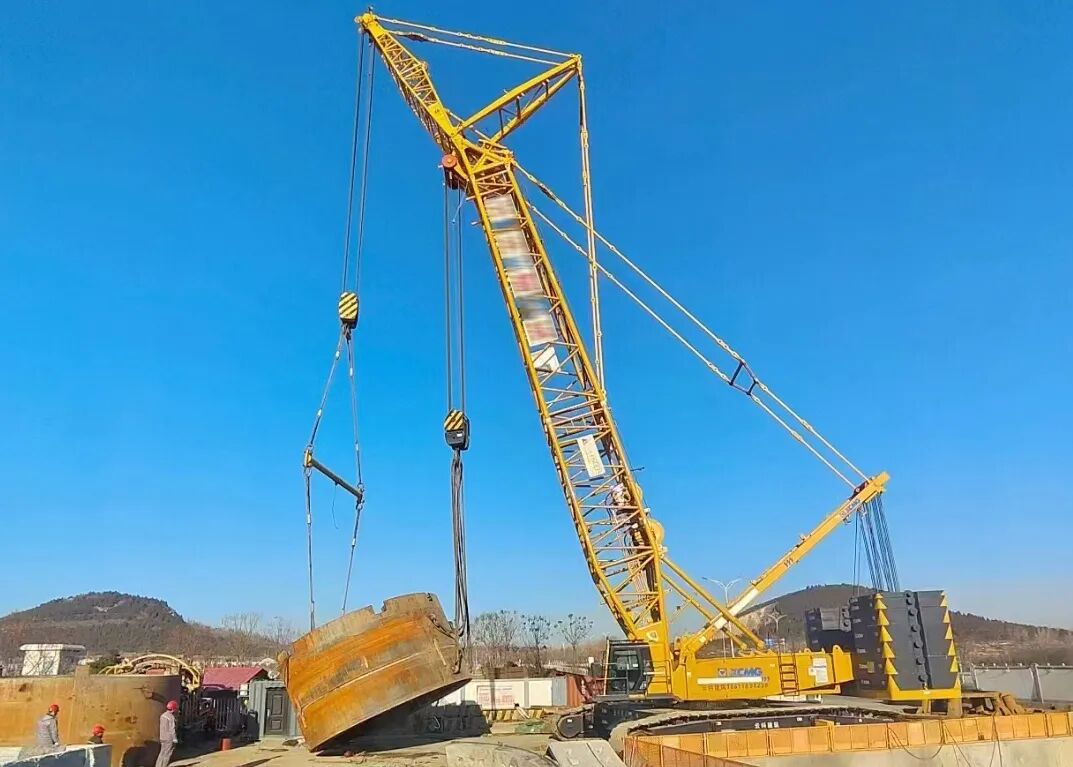 軌道施工遇難題？別怕，徐工起重機為您提供“秘密武器”